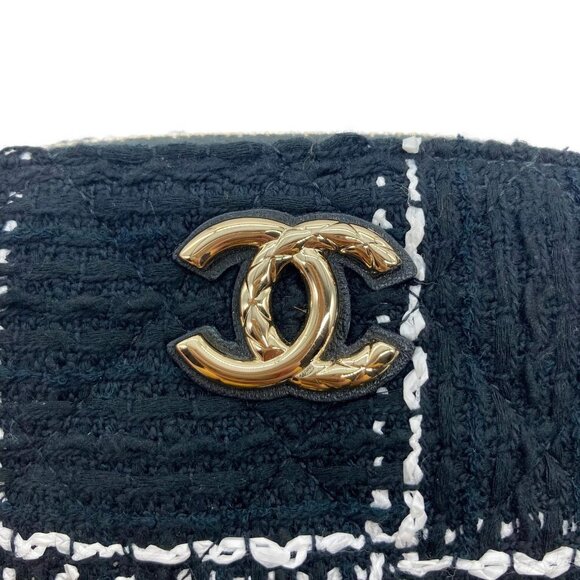 Chanel Tweed Quilted Mini Clutch With Chain Black White - Picture 8 of 9
